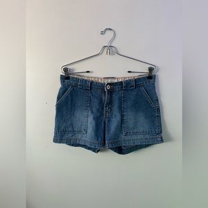 Hipster Jean Shorts. Size (3 Juniors)